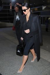 Kim Kardashian Style - Out in Dubai - November 2014