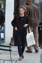 Natalie Portman Street Style - Out in Paris, November 2014