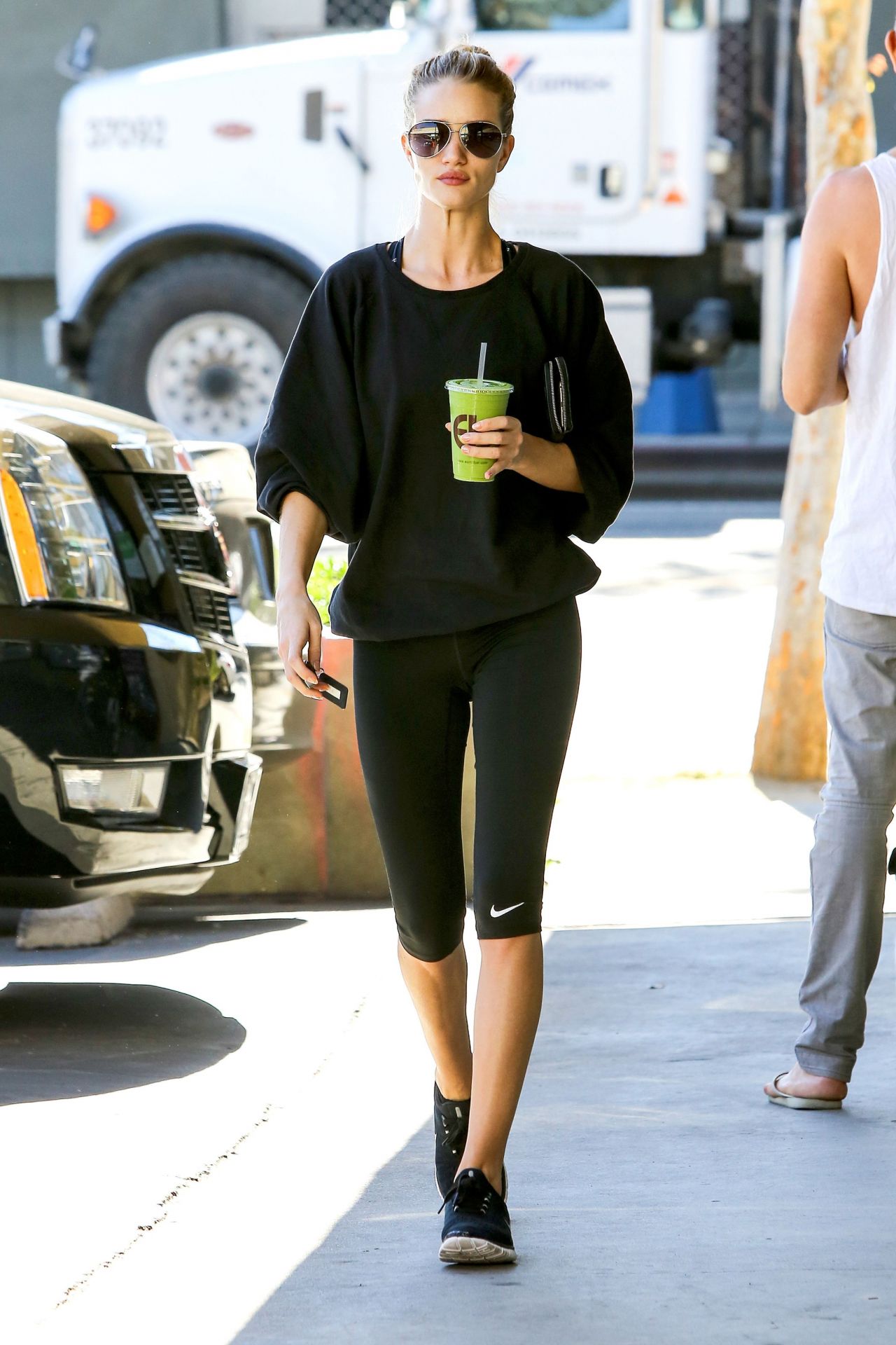 Rosie Huntington-Whiteley Booty in Tights at a Gym in Beverly Hills ...