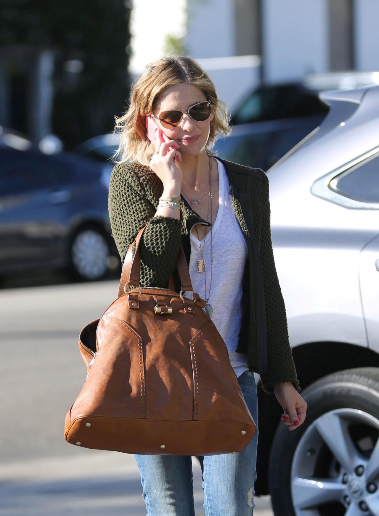 Sarah Michelle Gellar Street Style- Out in Beverly Hills, November 2014 ...