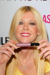 Tara Reid - Launches her Starlooks Cosmetics Line in Downey - November 2014