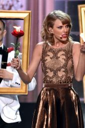 Taylor Swift – 2014 American Music Awards in Los Angeles