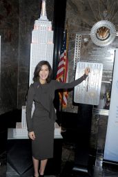 Teri Hatcher Style - Lights The Empire State Building in New York City - November 2014