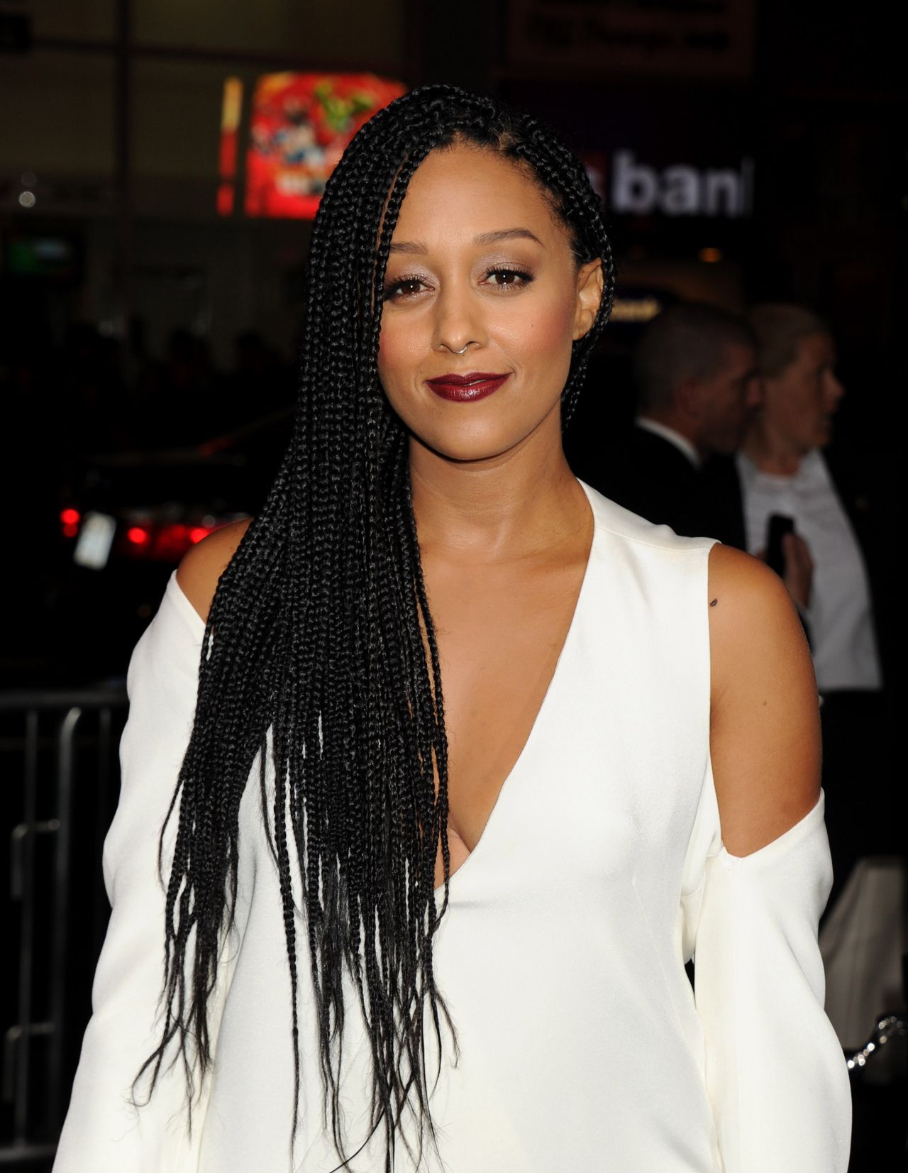 Tia Mowry - 'Horrible Bosses 2' Premiere at TCL Chinese Theatre in ...