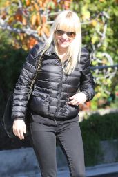 Anna Faris Street Style - Out in Los Angeles, December 2014
