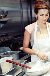 Camilla Belle - Cooking Lobster Roll with Jon Shook - November 2014