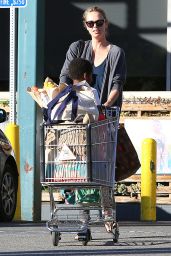 Charlize Theron - Shopping at Whole Foods in Los Angeles, December 2014