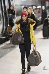 Chelsee Healey - Out at Piccadilly in London, December 2014