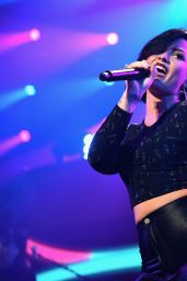 Demi Lovato - HOT 99.5’s Jingle Ball 2014 in Washington, D.C.