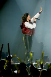Demi Lovato Performs at 101.3 KDWB