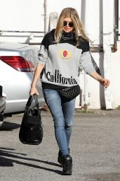 Fergie - Out for Breakfast in Brentwood - December 2014