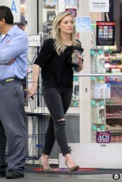 Hilary Duff - at a Gas Station in Beverly Hills - December 2014