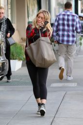 Hilary Duff Booty in Tights - Out in Beverly Hills, December 2014