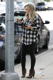 Hilary Duff Streetstyle - Out in West Hollywood - Dec. 2014