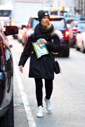 Jessica Alba Street Style - Out in New York City - December 2014
