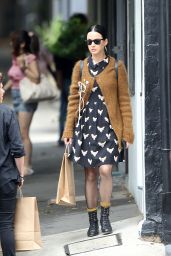 Katy Perry Street Style - Shopping in Surry Hills, Dec. 2014