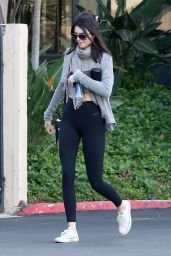 Kendall Jenner Street Style - Leaving a Gym in Calabasas - December 2014