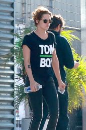 Kristen Stewart Street Style - Out in Los Angeles, December 2014