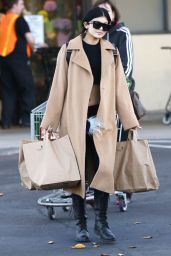 Kylie Jenner Style - Shopping at Ralph
