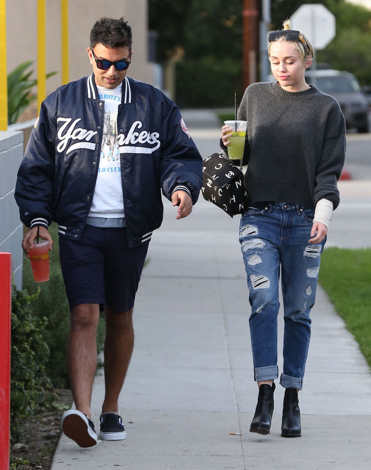 Miley Cyrus in Ripped Jeans - Out in Studio City, December 2014 ...