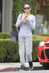 Naya Rivera Sport Style - Out in West Hollywood - December 2014