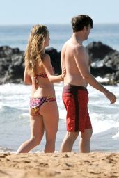 Olivia Wilde Bikini Pics - Maui, Hawaii, on December 2014