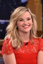 Reese Witherspoon Visits The Tonight Show Starring Jimmy Fallon - December 2014
