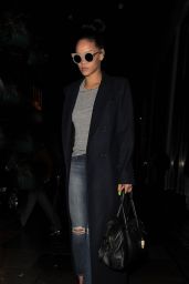 Rihanna - Arriving Back at Her Hotel After Lunch at Hakkasan Restaurant in Mayfair - Dec. 2014