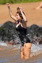 Stephanie Seymour in Black Swimsuit in Hawaii - December 2014