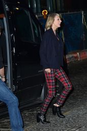 Taylor Swift - Arrives at Her Tribeca Apartment for Her Birthday Party - December 2014