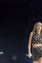 Taylor Swift Performs at 2014 Capital FM’s Jingle Bell Ball Held at The O2 in London
