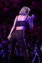 Taylor Swift Performs at Z100’s Jingle Ball 2014 in New York City