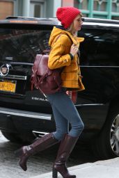 Taylor Swift Street Style - Out in New York City, December 2014