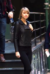Taylor Swift Street Style - Out in NYC, December 2014