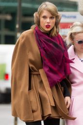 Taylor Swift Winter Style - With Lena Dunham Leaving Bubby