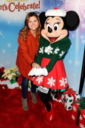 Tiffani Thiessen - Disney On Ice Presents Let
