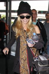 AnnaLynne McCord - At LAX Airport in Los Angeles, Jan. 2015