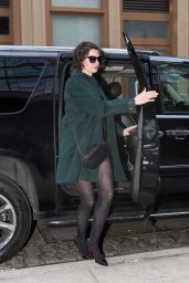 Anne Hathaway Style - Arriving at Her Hotel in New York City,  January 2015
