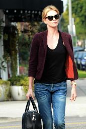 Charlize Theron Casual Style - Out for Lunch at Terronis in Los Angeles - January 2015