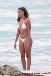 Claudia Jordan in White Bikini - Beach in Miami, Dec. 2014