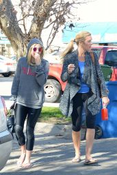 Dakota Fanning Leaving a Pilates Class in Los Angeles, January 2015