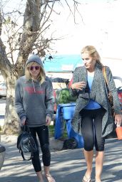 Dakota Fanning Leaving a Pilates Class in Los Angeles, January 2015