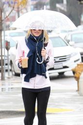Dakota Fanning - Out in the Rain for an Iced Coffee in Studio City, January 2015