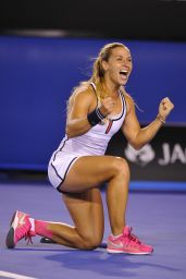 Dominika Cibulkova – 2015 Australian Open in Melbourne – Round 4