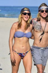 Ellie Goulding Bikini Pics - Beach in Miami, January 2015