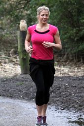 Gemma Atkinson Workout - Running in Forest Essex, January 2015