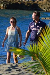 Geri Halliwell - Vacation Candids in St. Lucia - December 2014