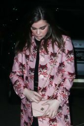 Hailee Steinfeld & Kaitlyn Dever Night Out Style - at The Ivy in LA, January 2015
