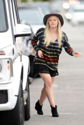 Hilary Duff Shows Off Her Legs in Mini Skirt - Out in Los Angeles, January 2015