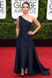 Jessica Parker Kennedy – 2015 Golden Globe Awards in Beverly Hills